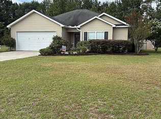 152 Sandalwood Cir, Statesboro, GA 30458