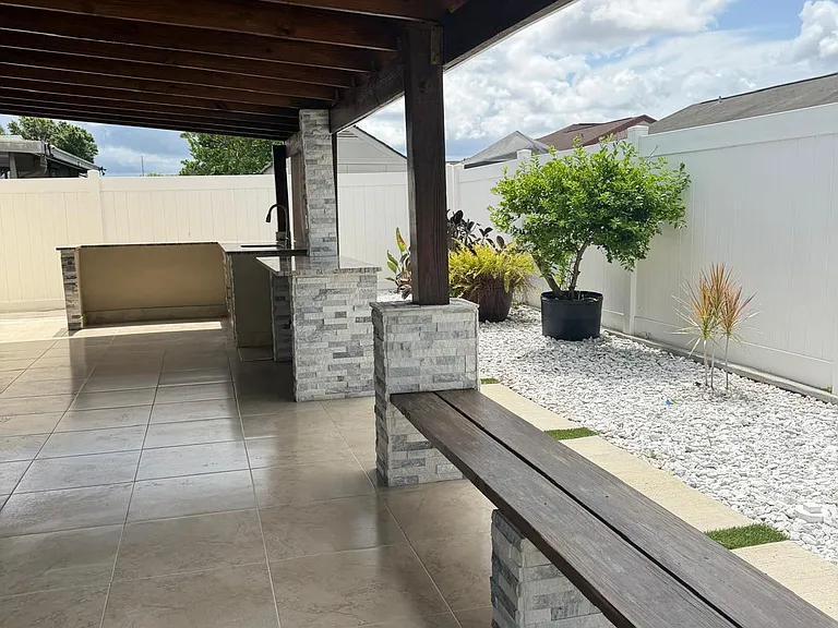 9016 Bana Villa Ct — Photo 35