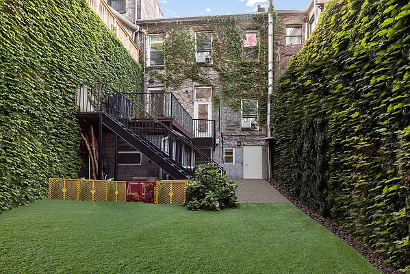 Sold by Corcoran | media 10