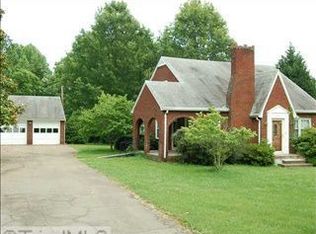 5245 Germanton Rd, Winston Salem, NC 27105