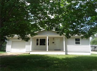 145 Hickory St, Farmington, MO 63640