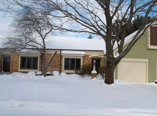 17652 Woodbridge Rd #2, Spring Lake, MI 49456