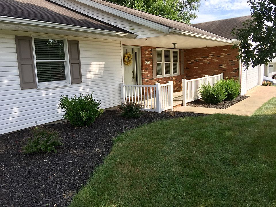 1st image of 3220 Field Dr