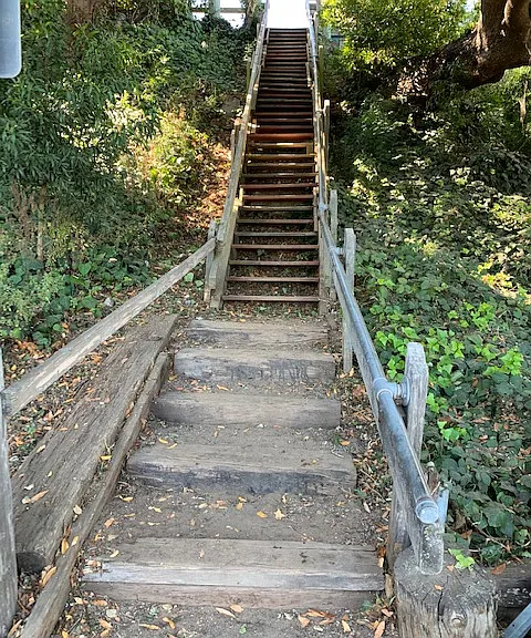 Stairwell to Swede's Beach