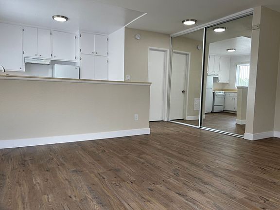 5th image of 9600 Reseda Blvd #243