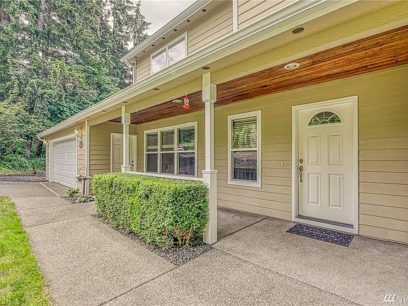 5th image of 528 104th Ln SE