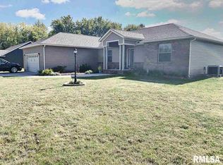 1204 Wild Flower Ln, Herrin, IL 62948