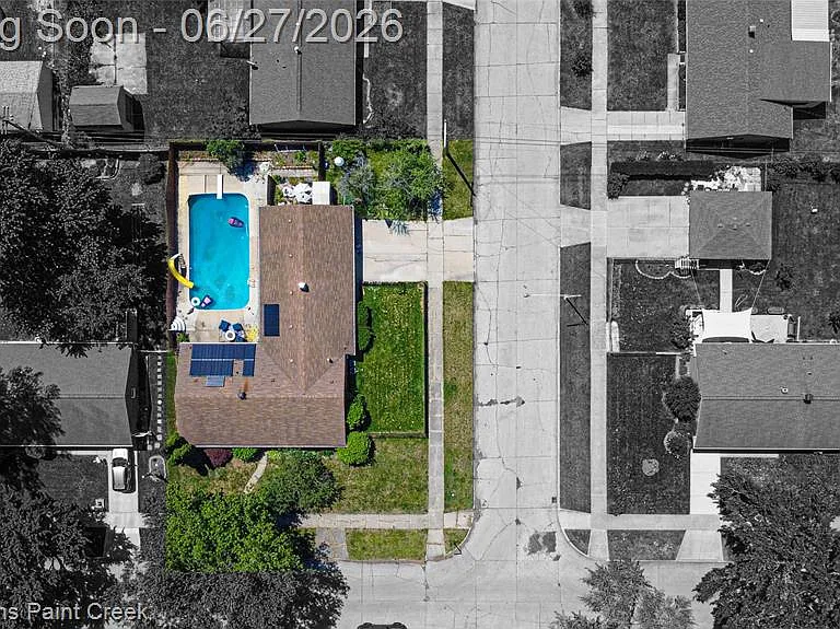 20510 Luna St — Photo 4