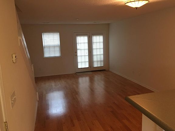 3rd image of 149 Delargy Cir