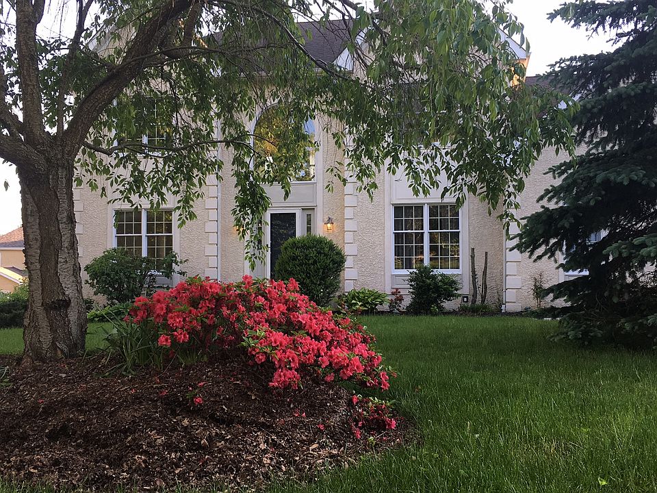 1st image of 604 Monticello Ln
