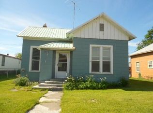 115 W 3rd St, Sprague, WA 99032