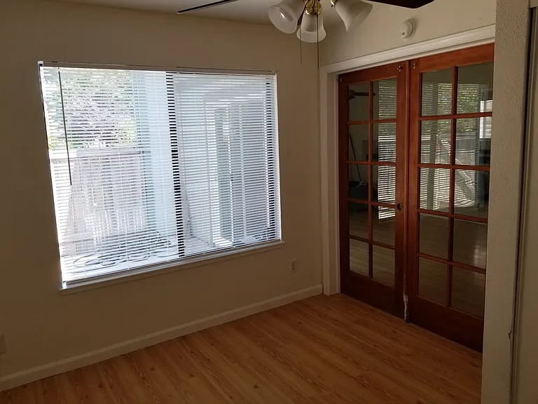 363 Occidental Cir — Photo 5
