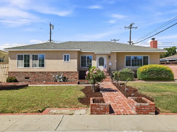 823 W Roderick Ave, Oxnard, CA 93030