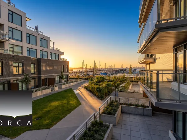 777 Harbour Way, North Vancouver, BC