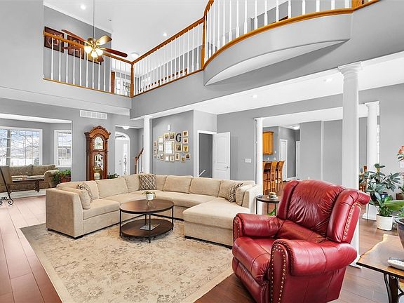 5th image of 55 Sugar Creek Ln