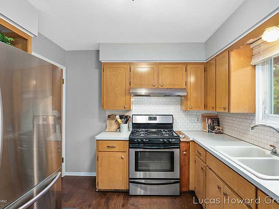 5th image of 2731 Colton Ave SE