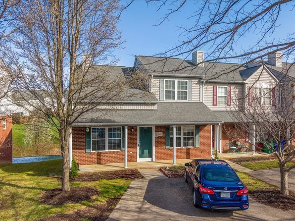 705 Oak Tree Blvd NW, Christiansburg, VA 24073