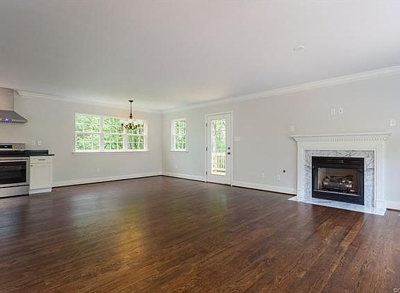 5th image of 5800 Willow Creek Way