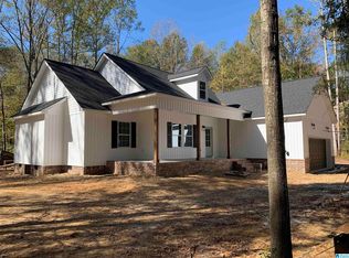 173 Country Rd, Warrior, AL 35180