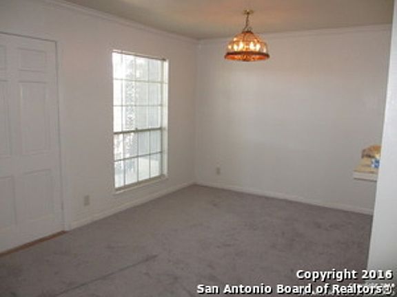 2nd image of 8401 N New Braunfels Ave APT 331A