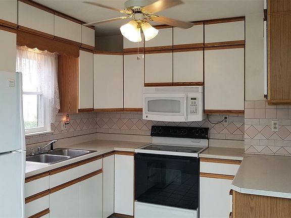5th image of 1317 E Heroy Ave