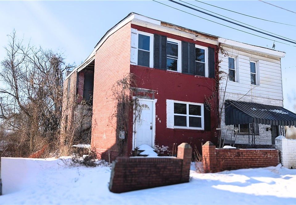 1st image of 223 Lombard St