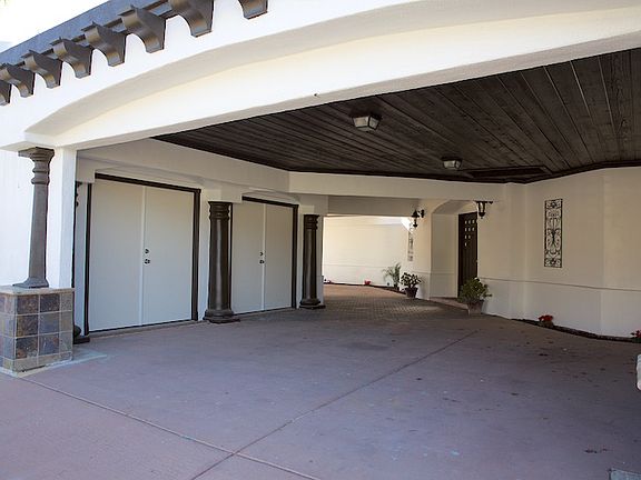 5th image of 2503 S Castlerock Ln