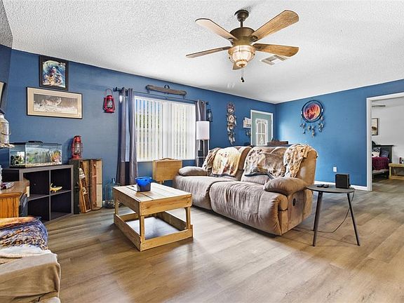 4th image of 11155 Gifford Dr