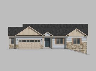 904 Casey Dr, Watertown, WI 53094