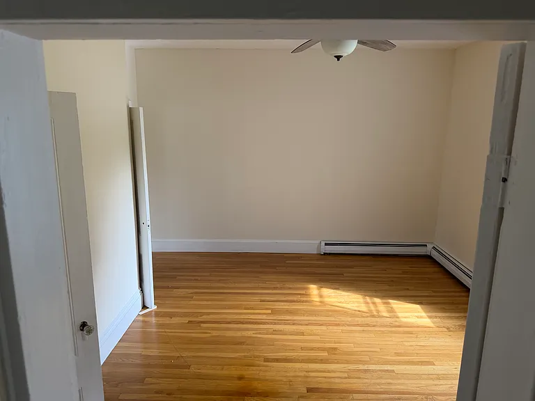 32 Lee St — Photo 5