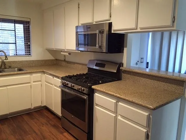 1 bed, 740 sqft, $2,675 — Photo 4