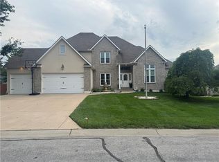 4204 NE Kennesaw Rdg, Lees Summit, MO 64064
