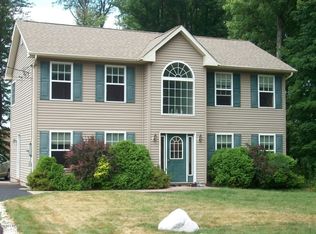 2 Birchwood Rd, Blakeslee, PA 18610