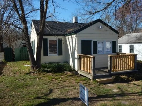 2507 Oaklawn Blvd, Hopewell, VA 23860