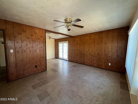 4th image of 6729 N 32ND Avenue