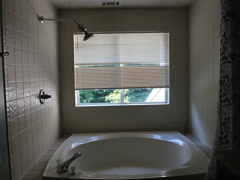 75 Florence Way — Photo 22