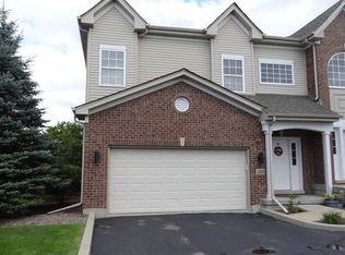 229 Walker Dr, Elburn, IL 60119