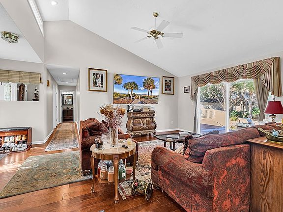 2nd image of 852 Riven Oak Dr.