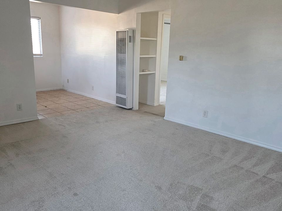 2nd image of 1432 W 106th St APT 3