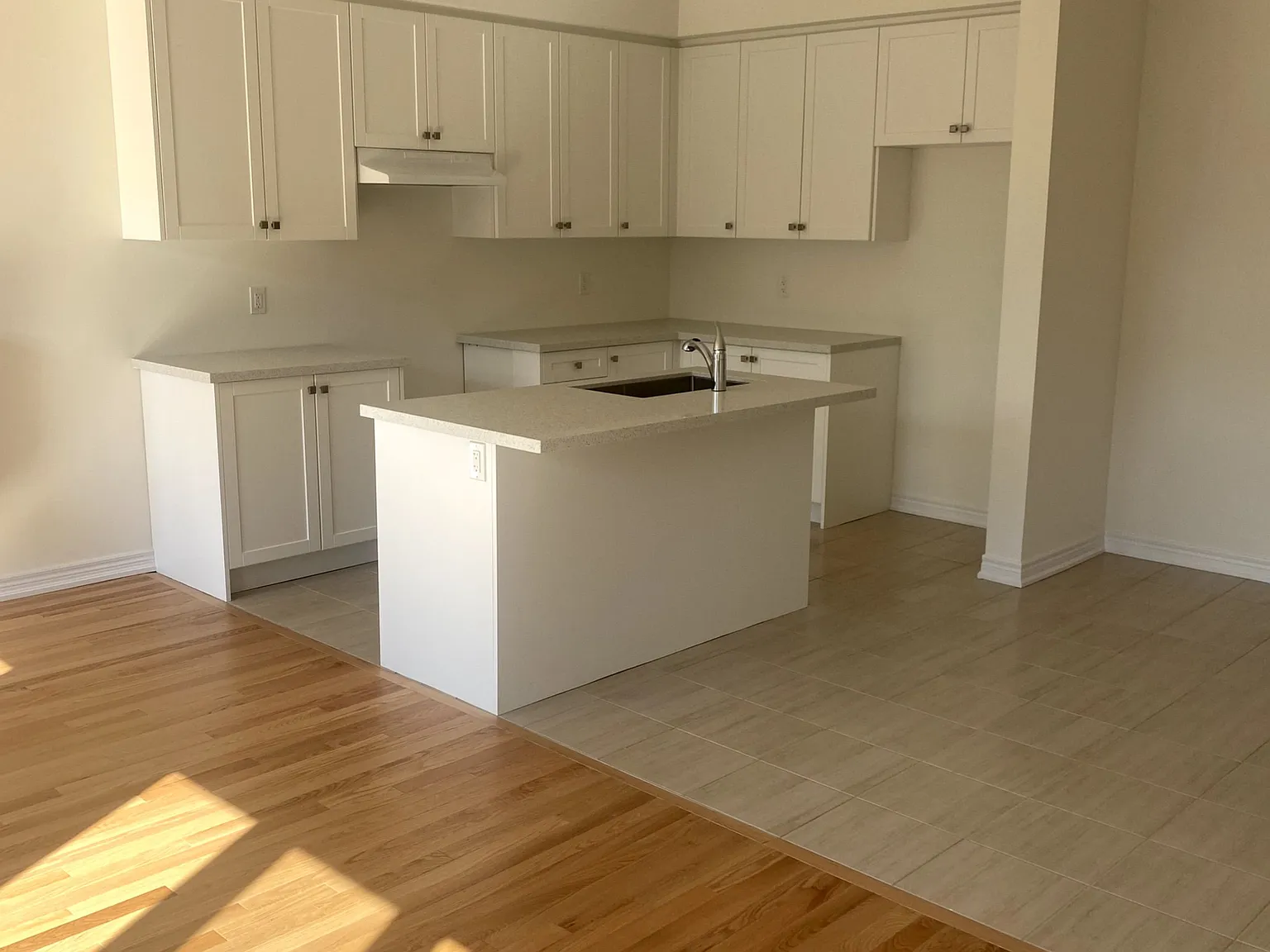 4 bed, $3,050 — Photo 2