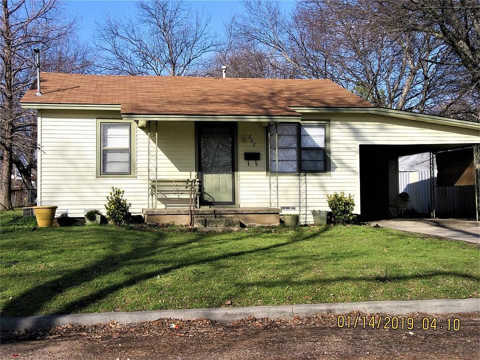1st image of 647 E South St
