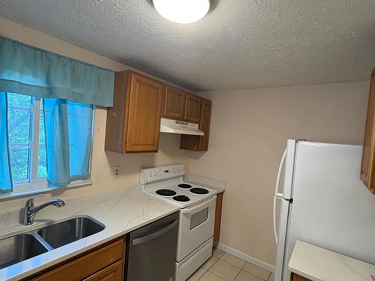 11149 Captains Walk Ct — Photo 3