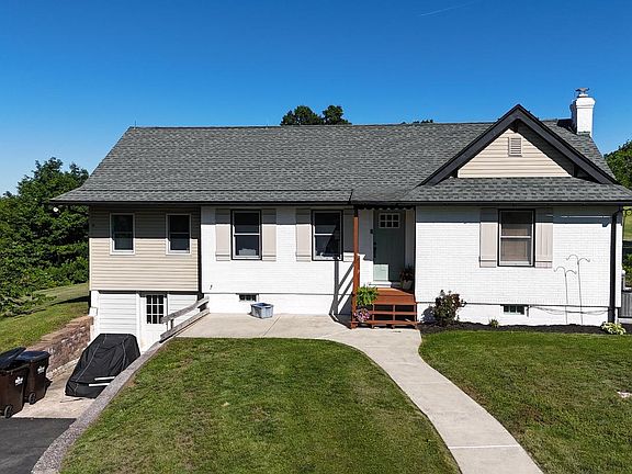 3rd image of 44 Worman Rd