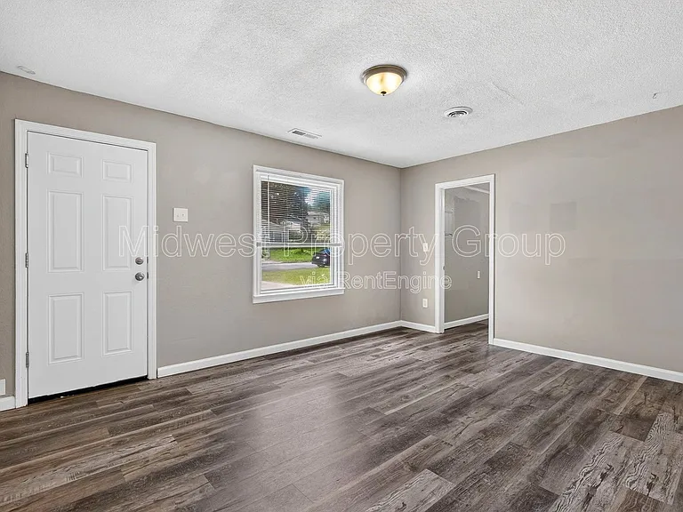 15 Marie Dr — Photo 7