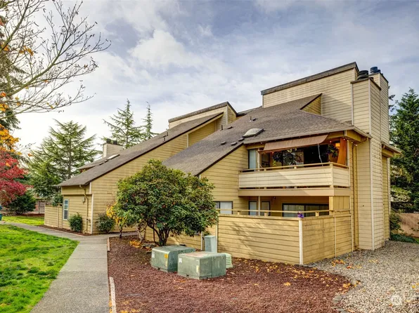2504 S 317th Street #103, Federal Way, WA 98003