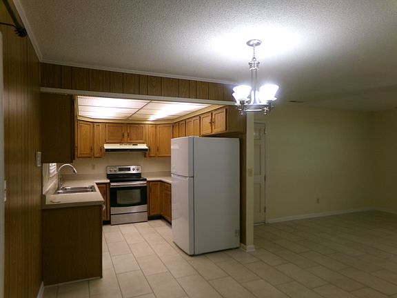5th image of 804 44th Ave N