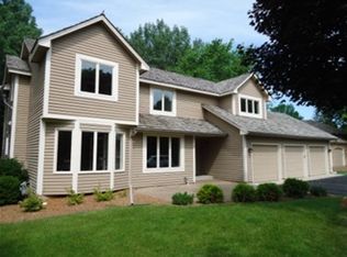 3167 Lafayette Ridge Rd, Wayzata, MN 55391
