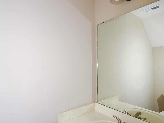 4th image of 4251 Dudleys Grant Dr APT C