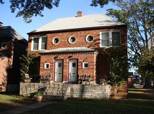 6303 Sutherland Ave FL 2ND, Saint Louis, MO 63109