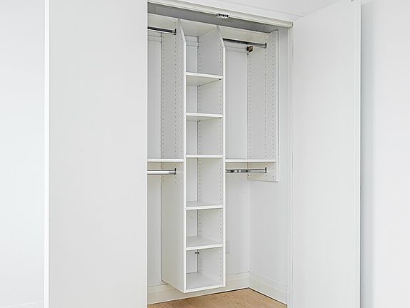 2nd image of 3128 Henry Hudson Pkwy E #202
